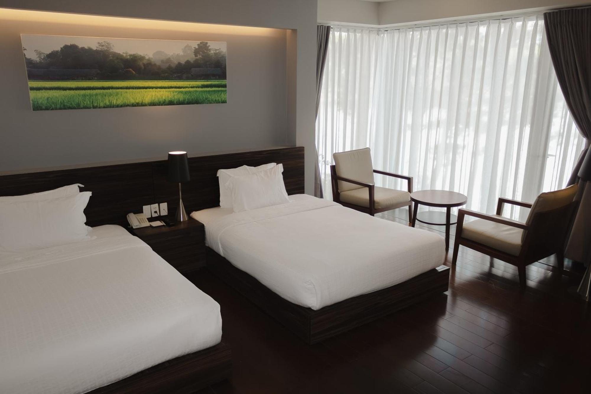 Terracotta Hotel & Resort Dalat Bagian luar foto