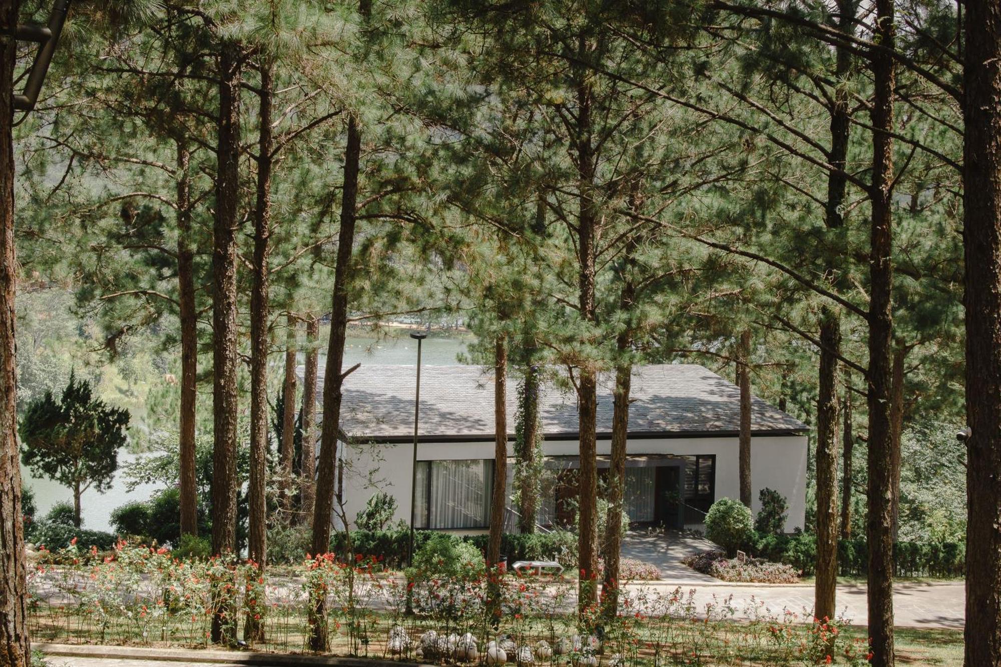 Terracotta Hotel & Resort Dalat Bagian luar foto